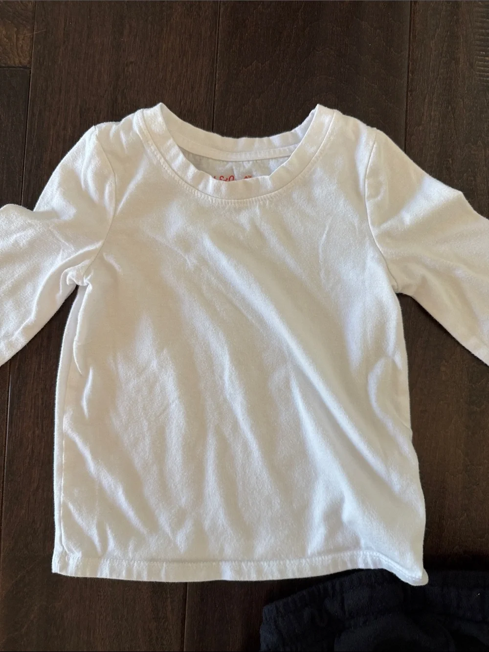 Cat & Jack White T shirt and Black Kids Jogger Pants - 2T